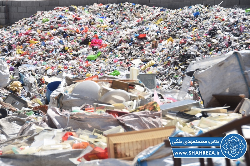 بازدید سرزده شهردار از محلات سطح شهر و مراکز خرید ضایعات
