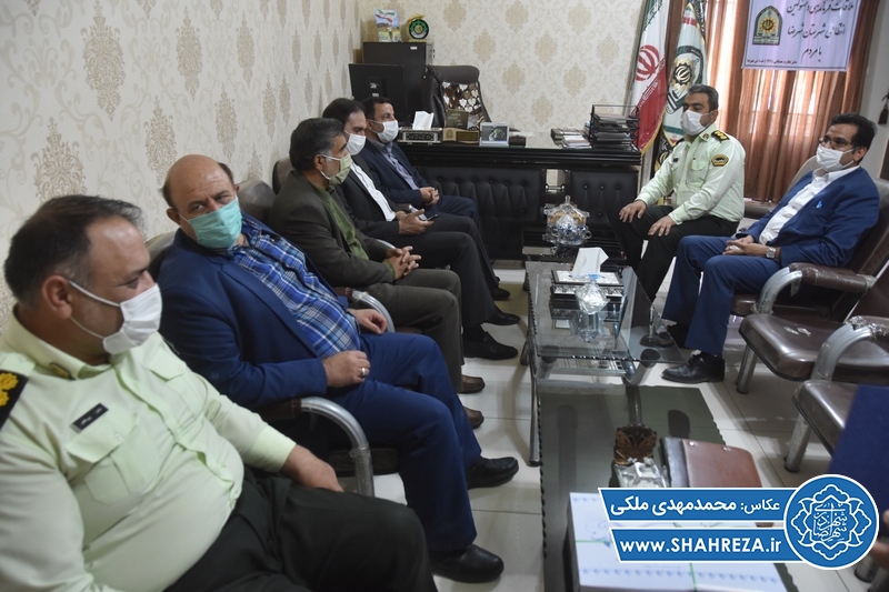 دیدار شهردار با فرمانده نیروی انتظامی شهرستان شهرضا به مناسبت هفته نیروی انتظامی