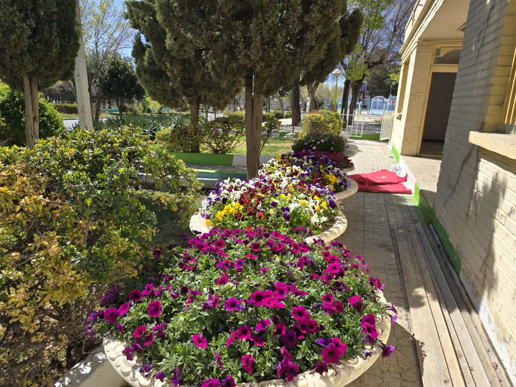 ستاد خدمات سفر نوروزی شهرداری شهرضا
