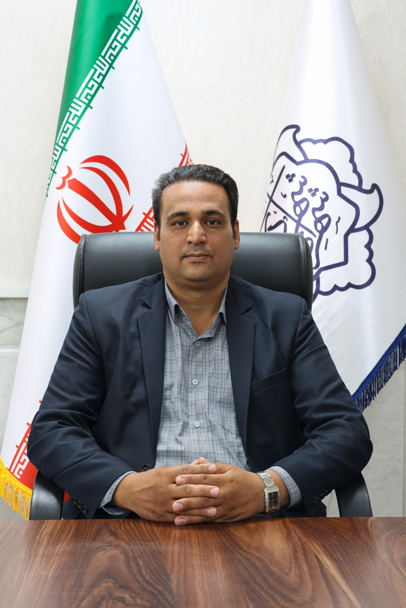 نادری بهروز