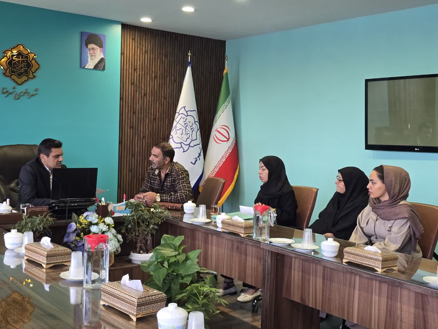 ملاقات مردمی مهندس تاکی شهردار شهرضا با شهروندان محترم