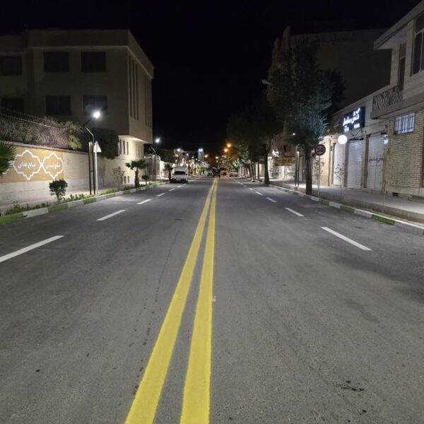 خط‌کشی خیابان قائمیه در راستای ارتقای ایمنی ترافیکی