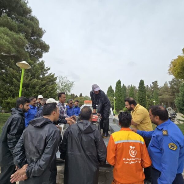 آماده‌باش نیروهای خدمات شهری شهرضا در آستانه فصل بارندگی